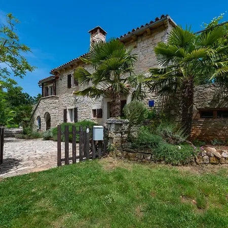 Village Family House Ranka Holiday home Zminj
