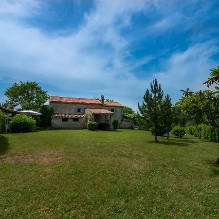 Village Family House Ranka Zminj
